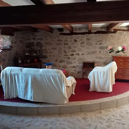 Les De Solol Bed & Breakfast *